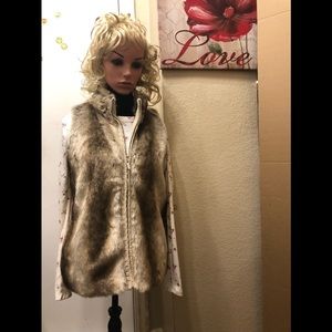 New Sexy “ 89th & Madison “ Faux Fur Vest!!!